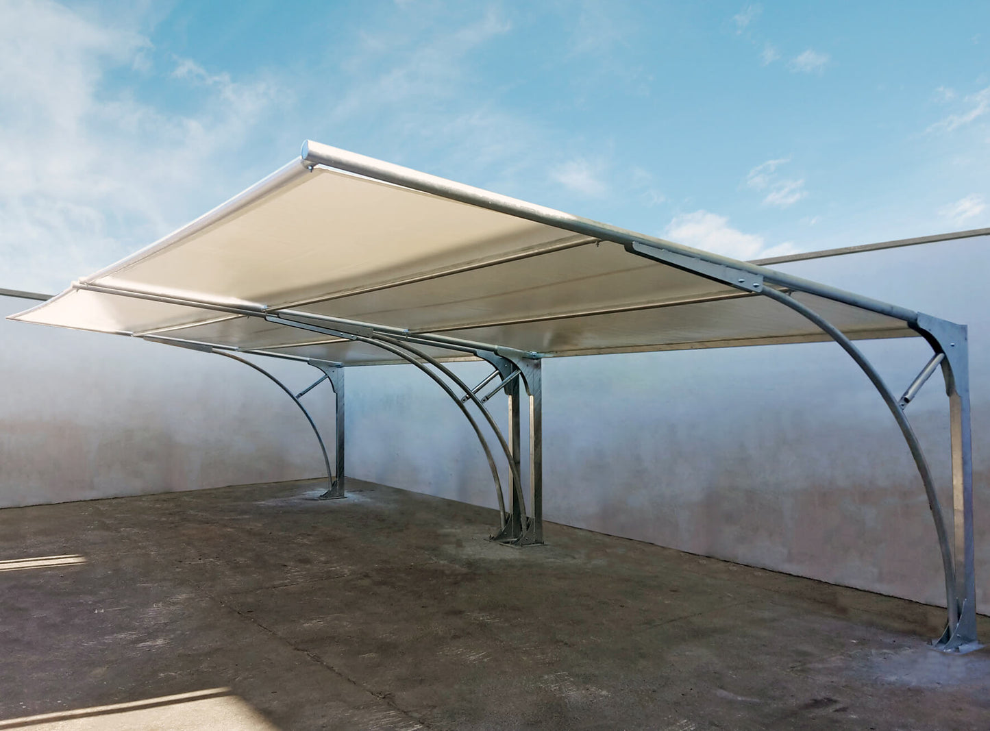 Grifone – Carport in Acciaio con Telo in Membrana Tessile