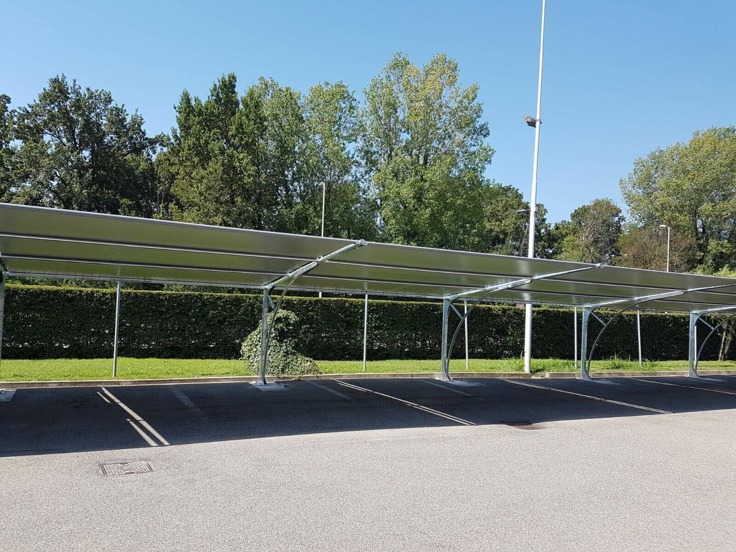 Grifone – Carport in Acciaio con Telo in Membrana Tessile